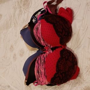 6pcs. Bra lot 34C and 1 34D